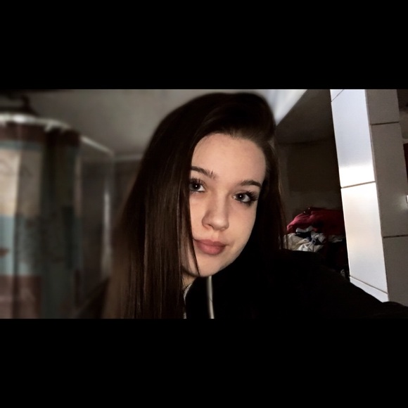 Meet your Posher, Storm - Picture 2 of 4